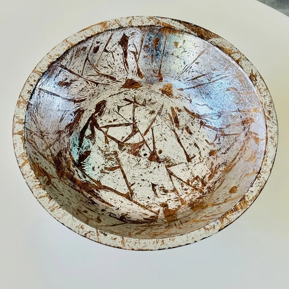 NEW without TAGS Pier 1 Mango Wood Glossy Carved Bowl